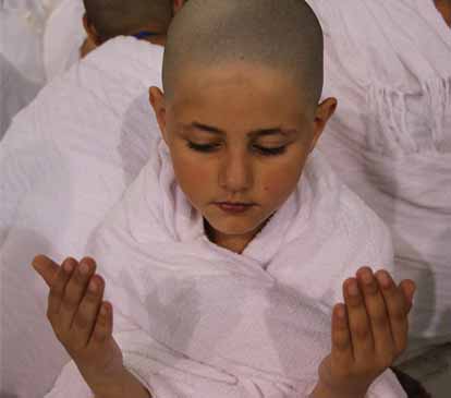 /storage/images/Praying-mosque-background.jpg