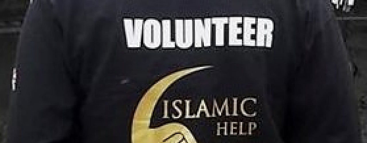 /storage/images/Praying-mosque-background.jpg